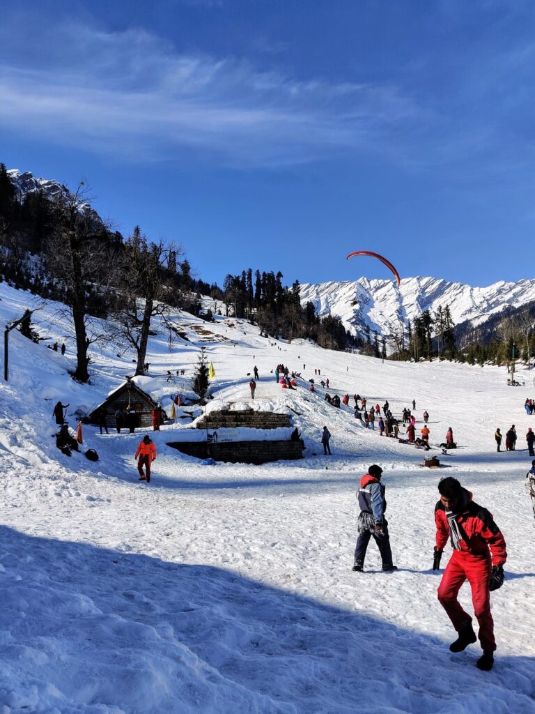 manali, snow, himalayas